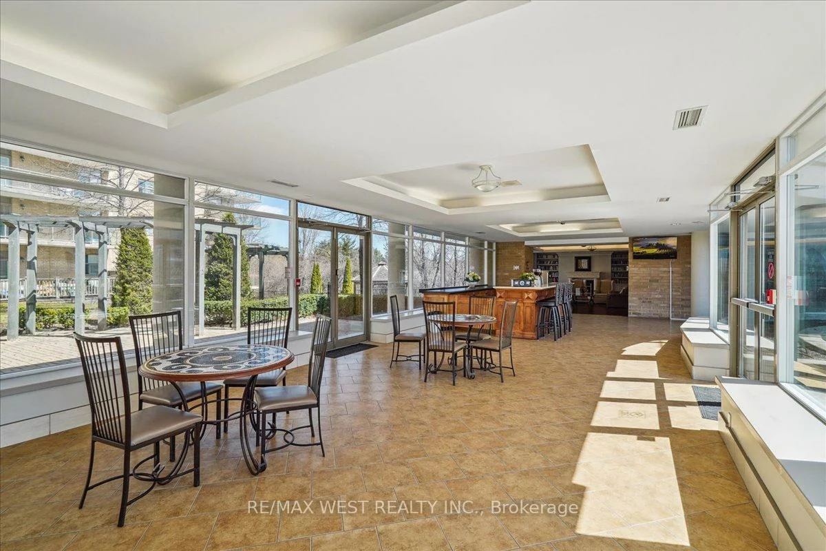 2502, Rutherford, Maple, Vaughan