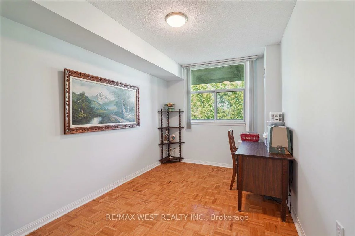 2502, Rutherford, Maple, Vaughan