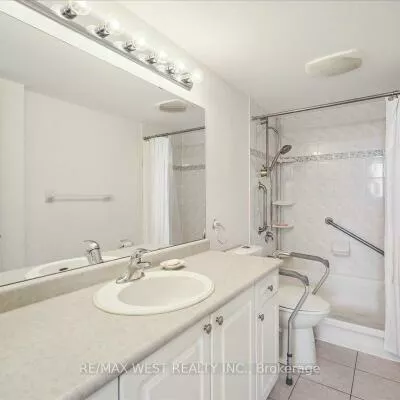 2502, Rutherford, Maple, Vaughan
