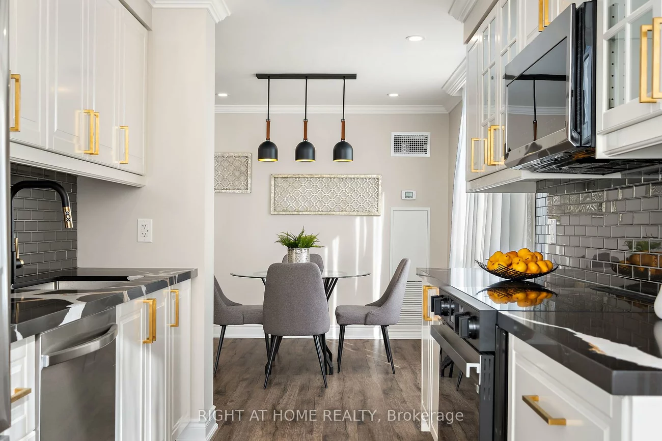 120, Promenade, Brownridge, Vaughan