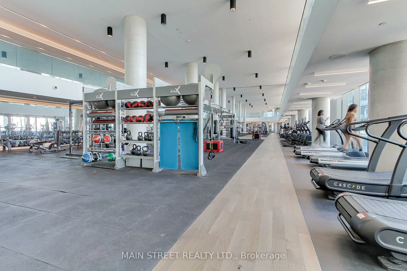 1000, Portage, Vaughan Corporate Centre, Vaughan
