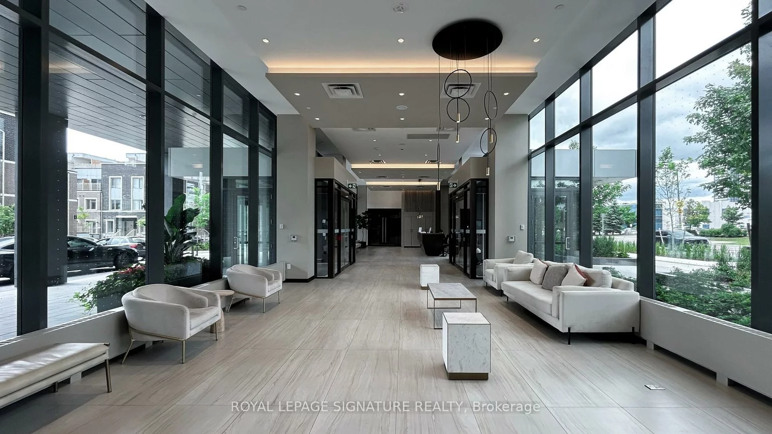38, Honeycrisp, Vaughan Corporate Centre, Vaughan