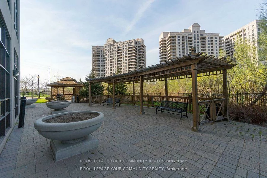 9225, Jane, Maple, Vaughan