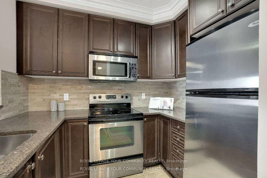 9225, Jane, Maple, Vaughan