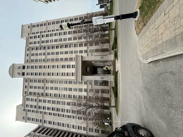 9225, Jane, Maple, Vaughan
