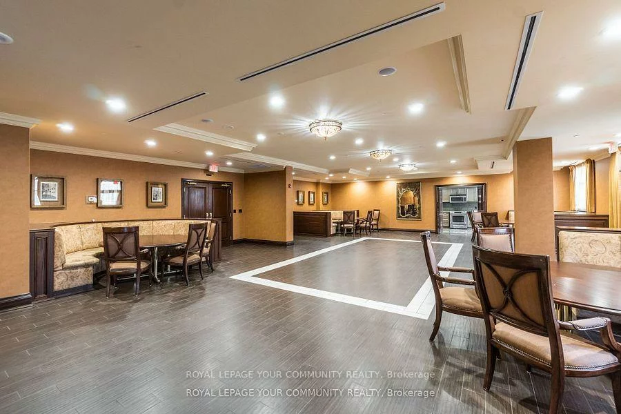 9225, Jane, Maple, Vaughan