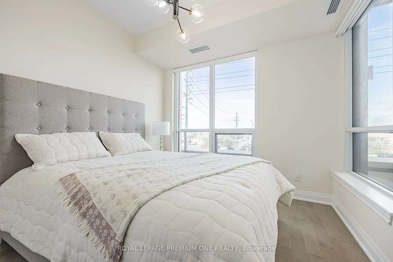 9085, Jane, Maple, Vaughan