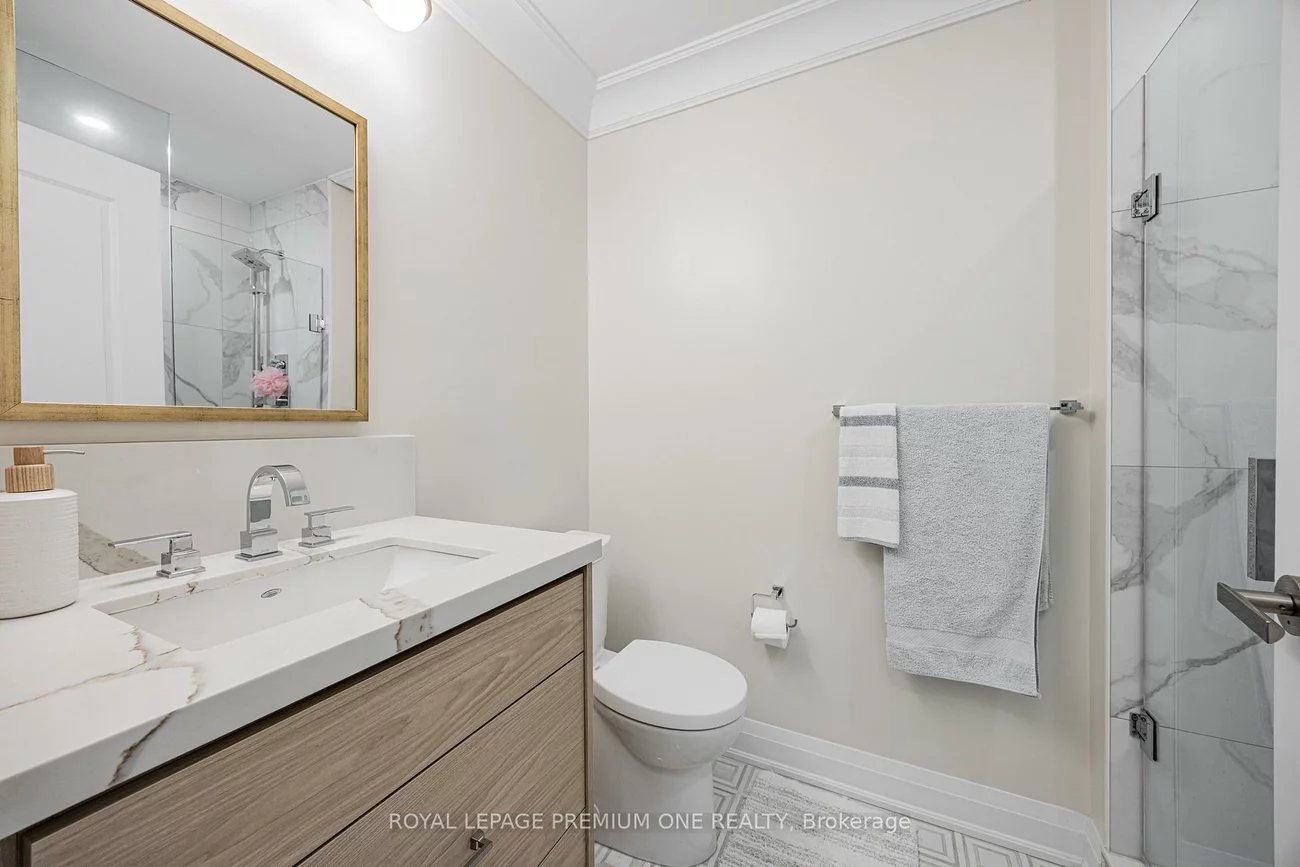 9085, Jane, Maple, Vaughan