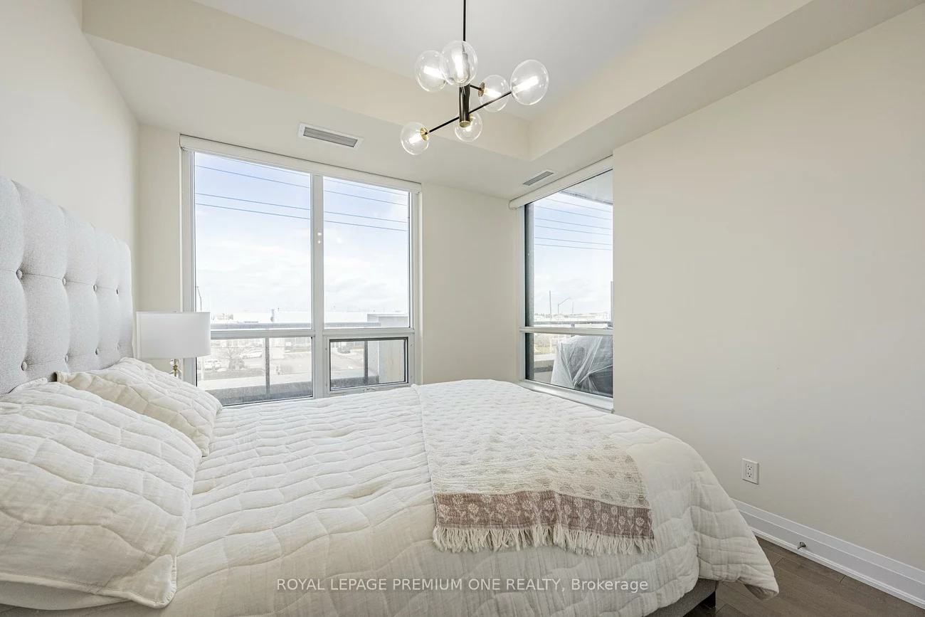 9085, Jane, Maple, Vaughan