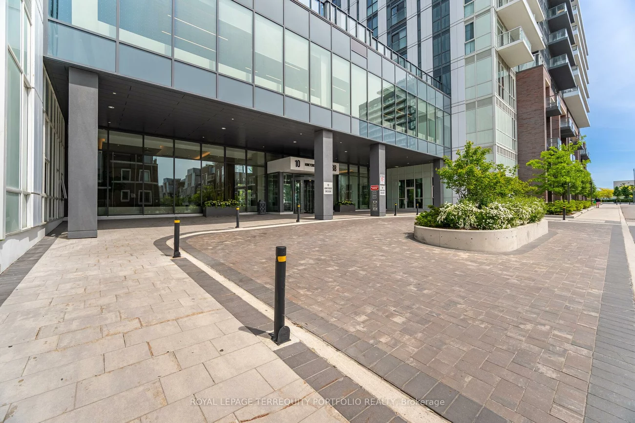 10, Honeycrisp, Vaughan Corporate Centre, Vaughan