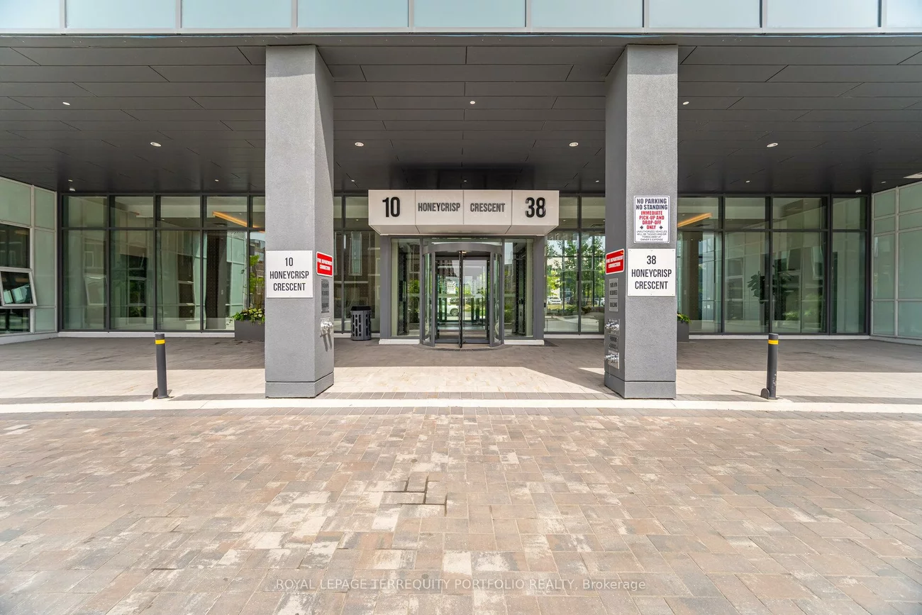 10, Honeycrisp, Vaughan Corporate Centre, Vaughan