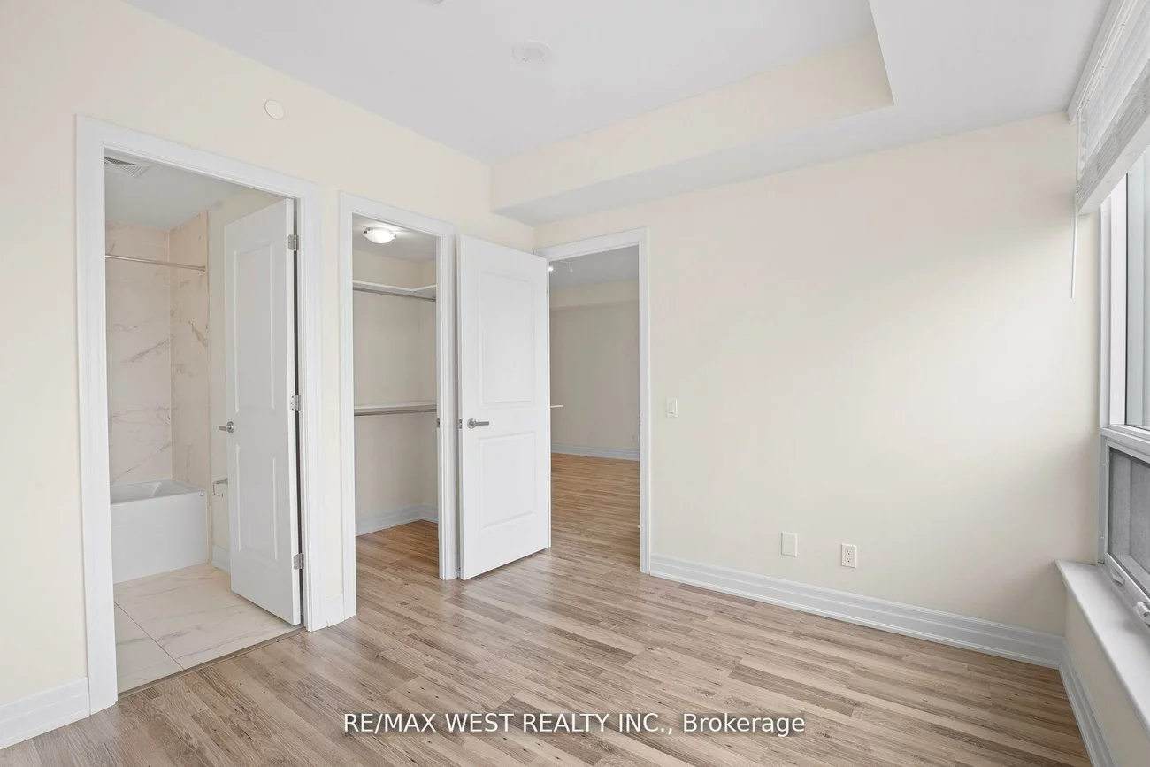 9075, Jane, Concord, Vaughan