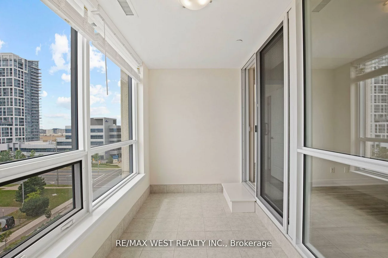 9075, Jane, Concord, Vaughan