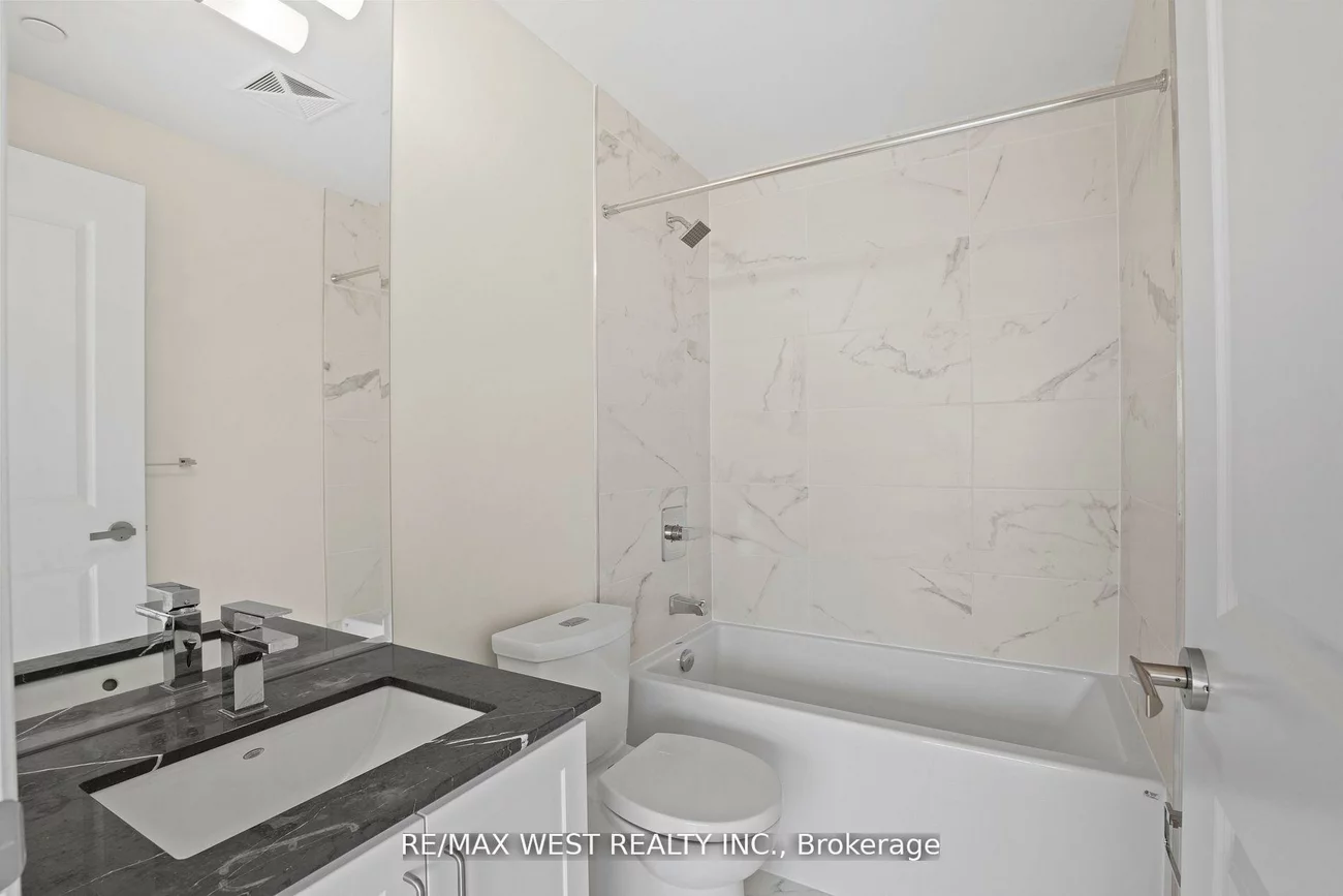9075, Jane, Concord, Vaughan