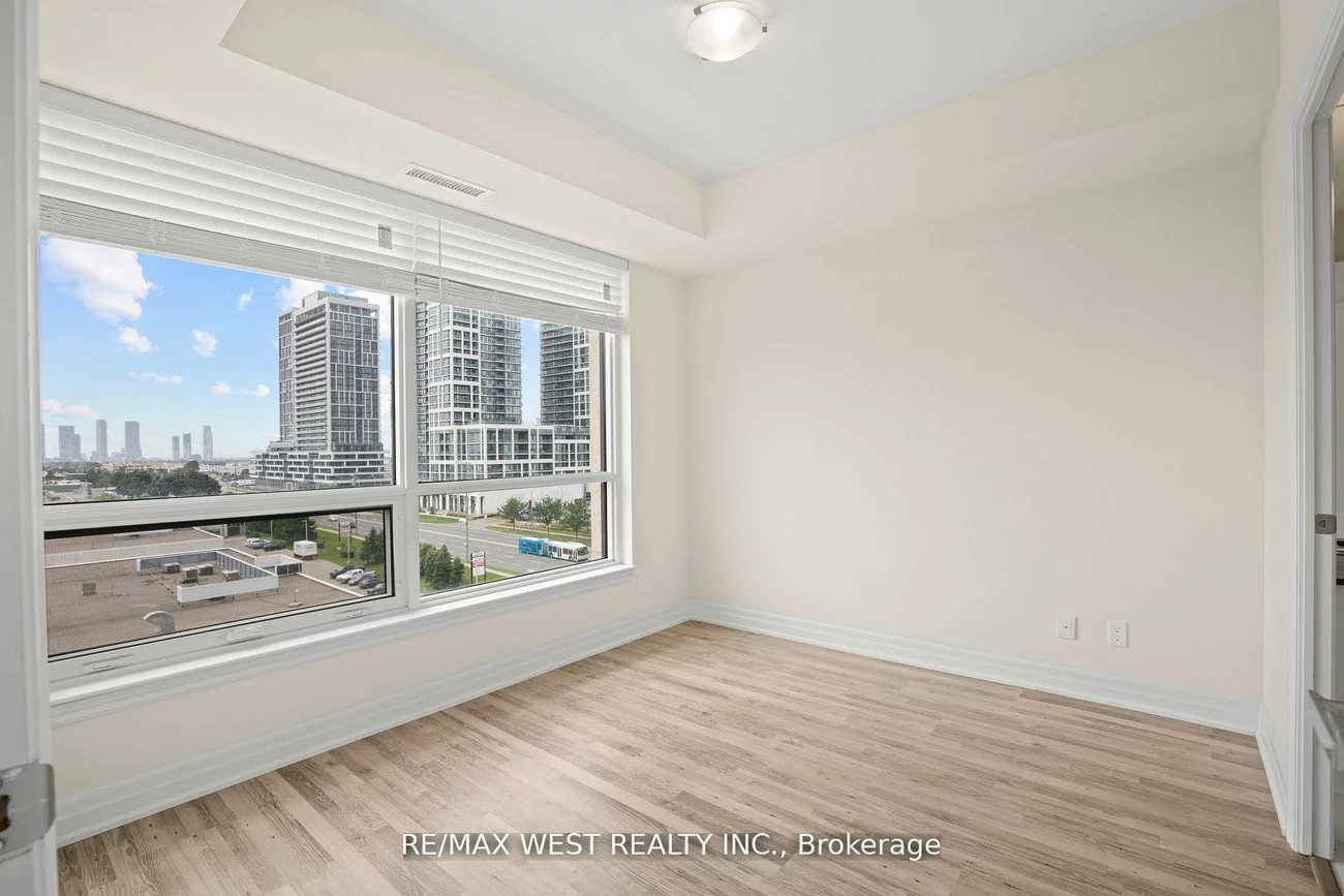 9075, Jane, Concord, Vaughan