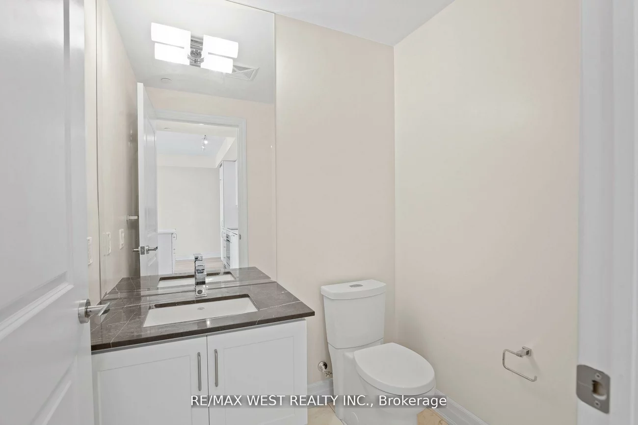 9075, Jane, Concord, Vaughan