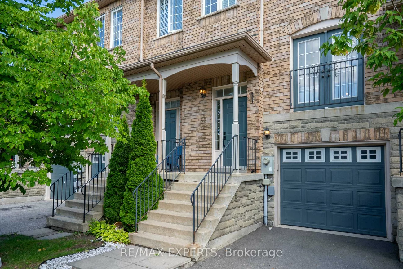 19, Foxchase, East Woodbridge, Vaughan