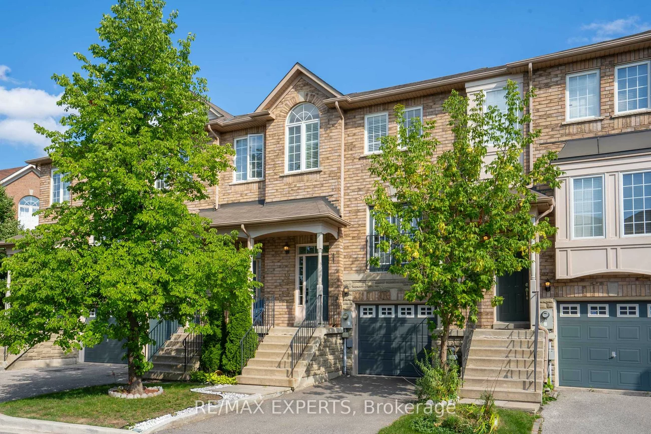 19, Foxchase, East Woodbridge, Vaughan