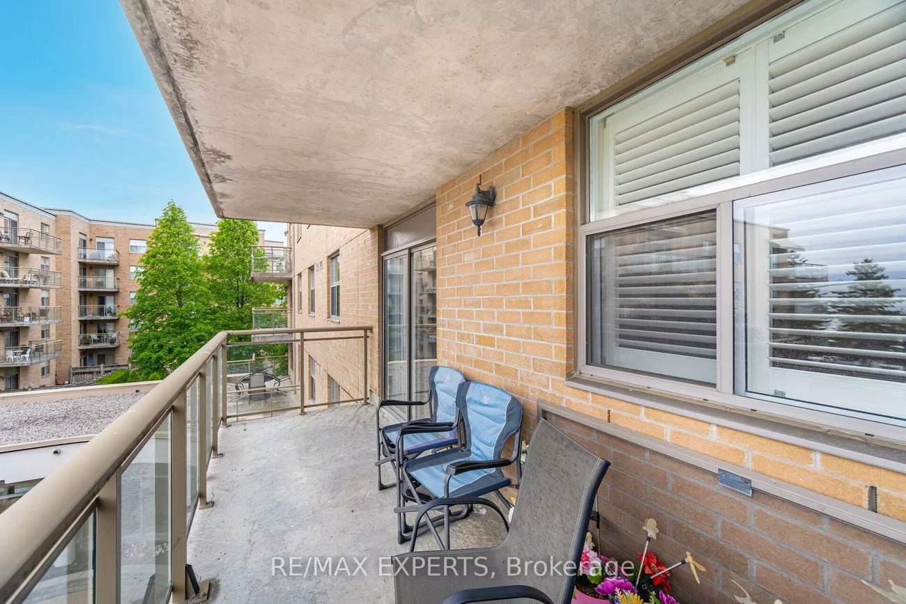 2504, Rutherford, Maple, Vaughan