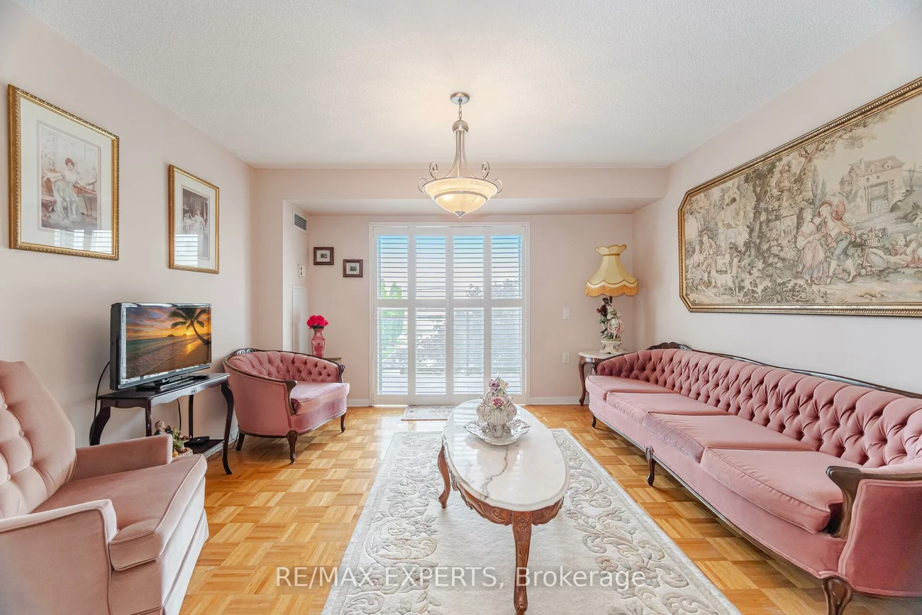 2504, Rutherford, Maple, Vaughan