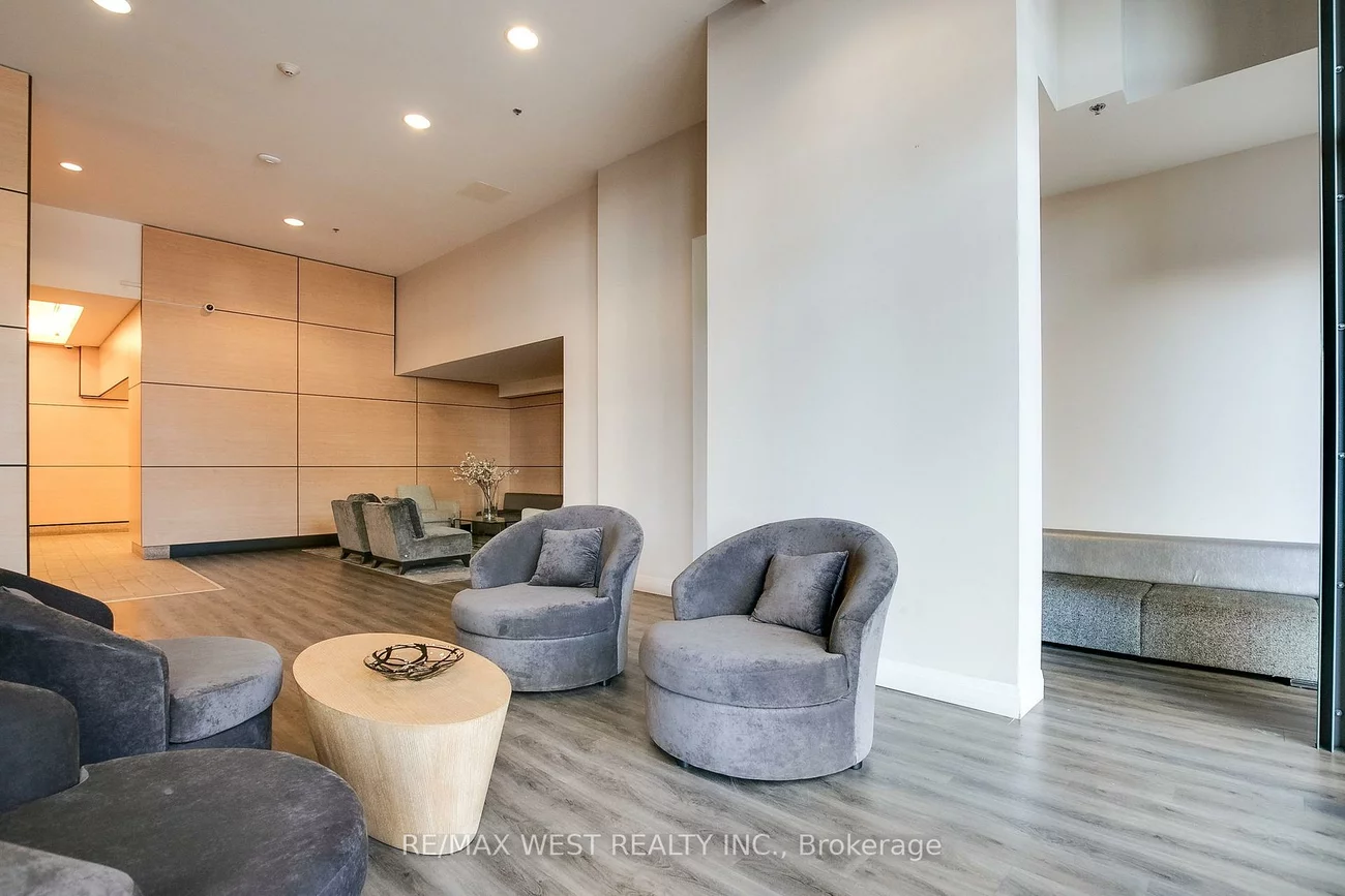 2910, Highway 7, Concord, Vaughan