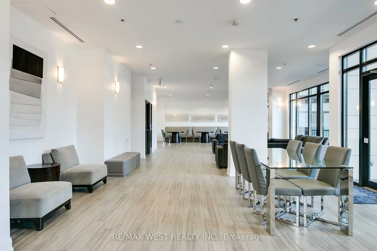 2910, Highway 7, Concord, Vaughan