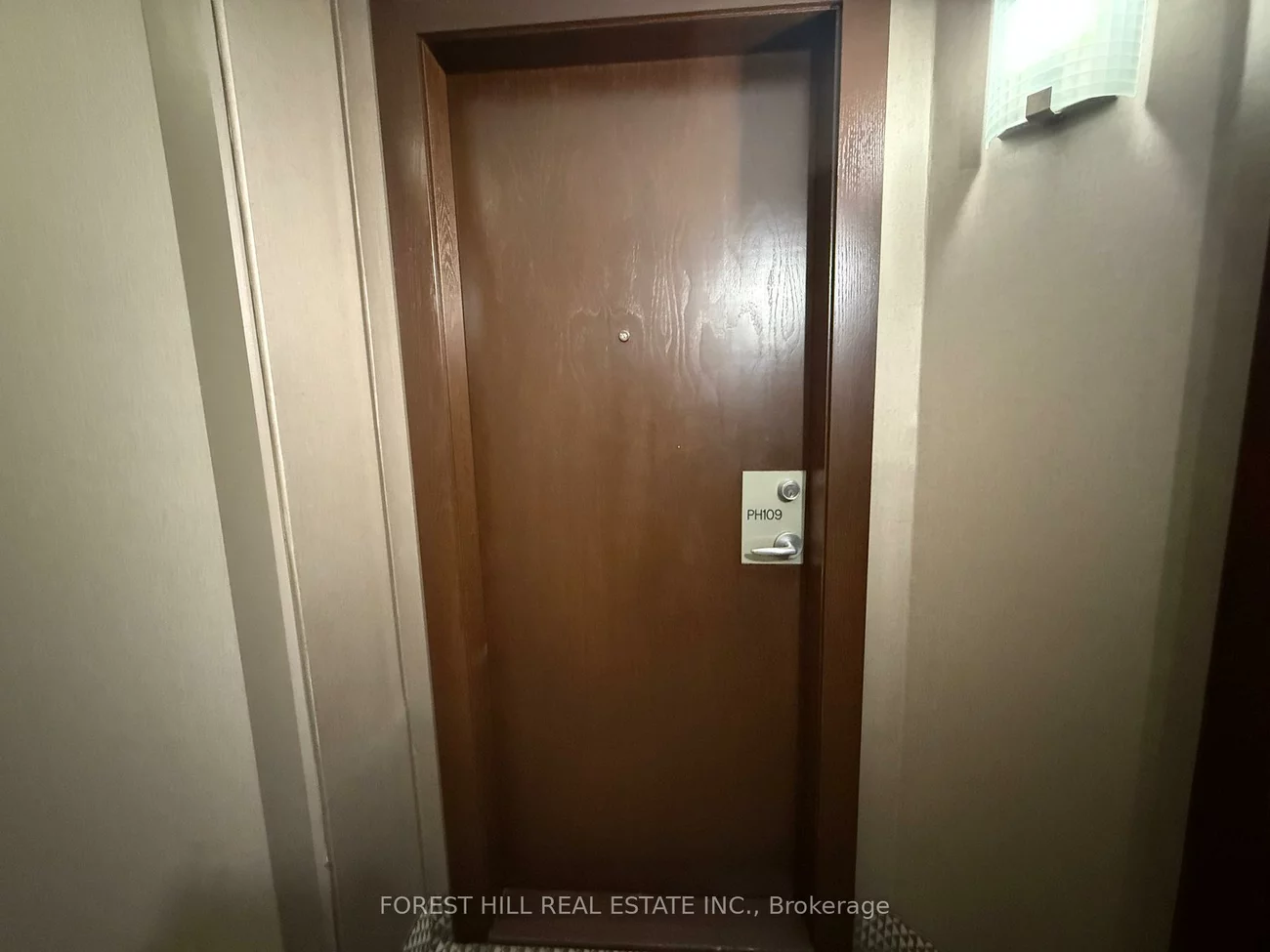 7250, Yonge, Crestwood-Springfarm-Yorkhill, Vaughan