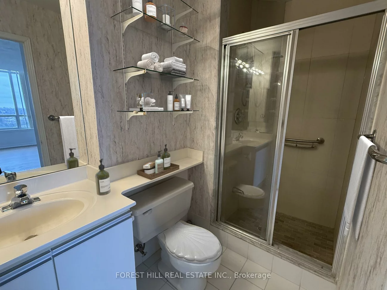 7250, Yonge, Crestwood-Springfarm-Yorkhill, Vaughan
