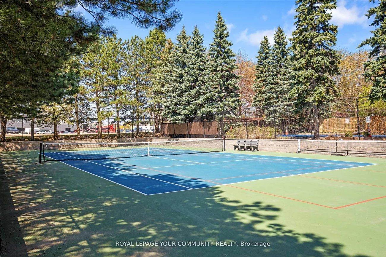 7420, Bathurst, Brownridge, Vaughan