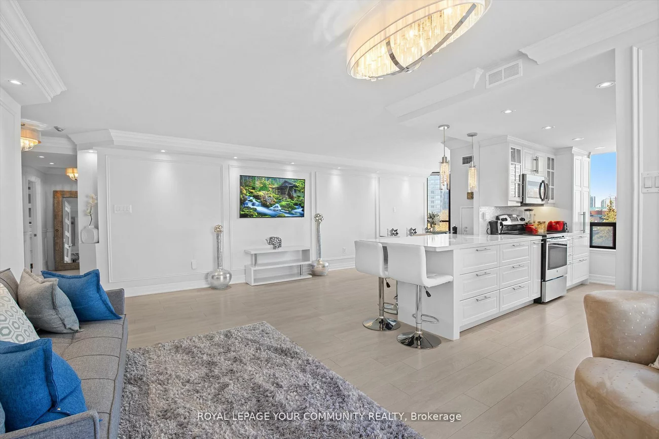7420, Bathurst, Brownridge, Vaughan