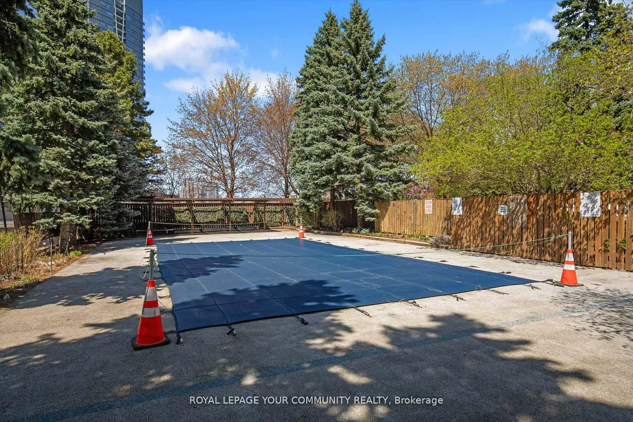 7420, Bathurst, Brownridge, Vaughan