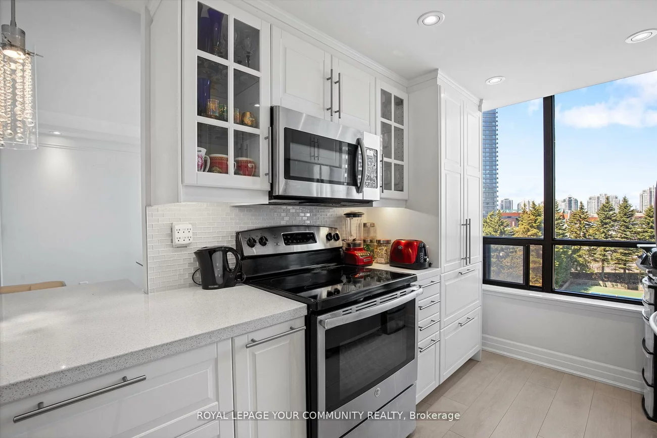 7420, Bathurst, Brownridge, Vaughan