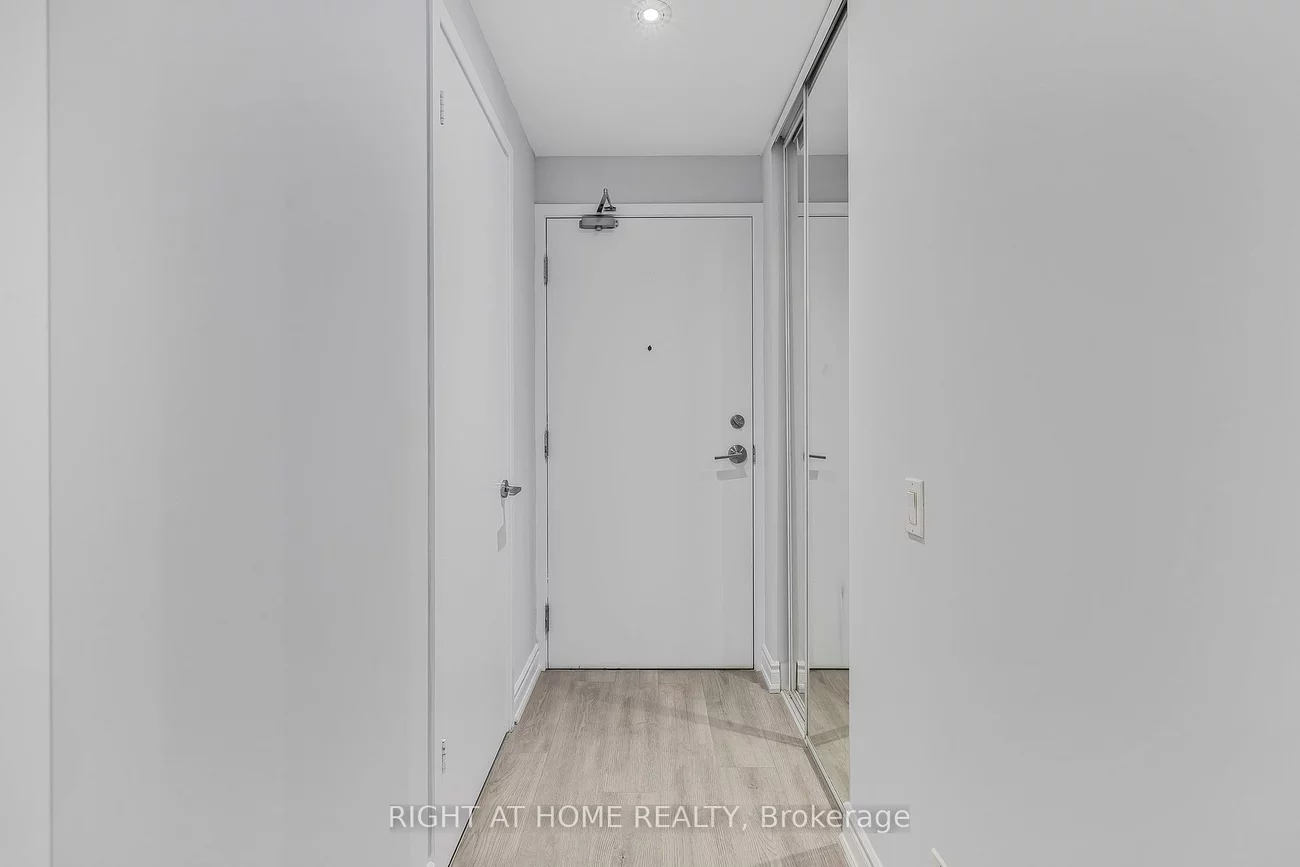 5, Buttermill, Vaughan Corporate Centre, Vaughan