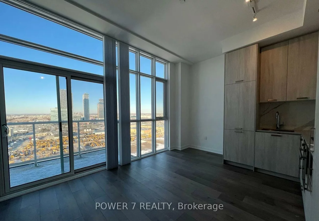 10, Honeycrisp, Vaughan Corporate Centre, Vaughan
