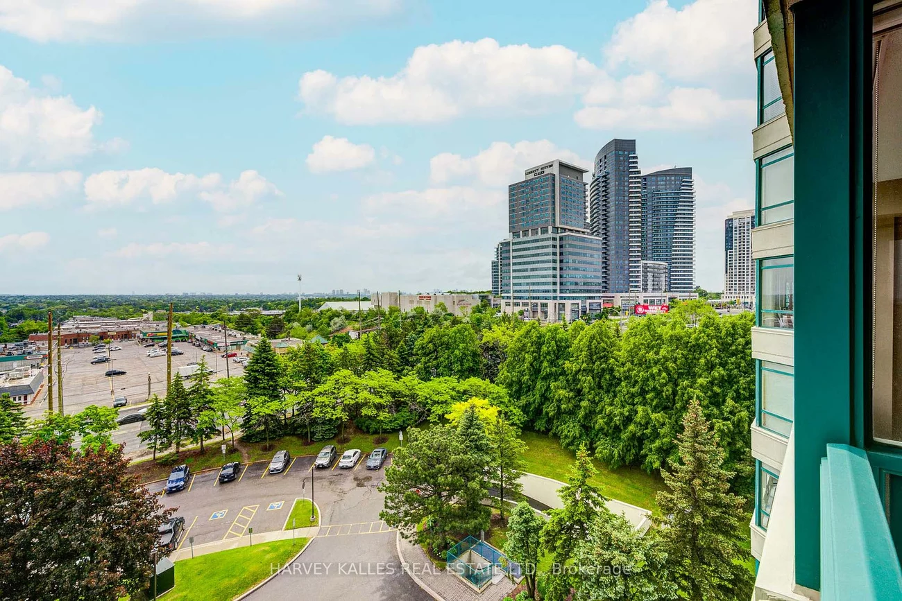 7250, Yonge, Crestwood-Springfarm-Yorkhill, Vaughan