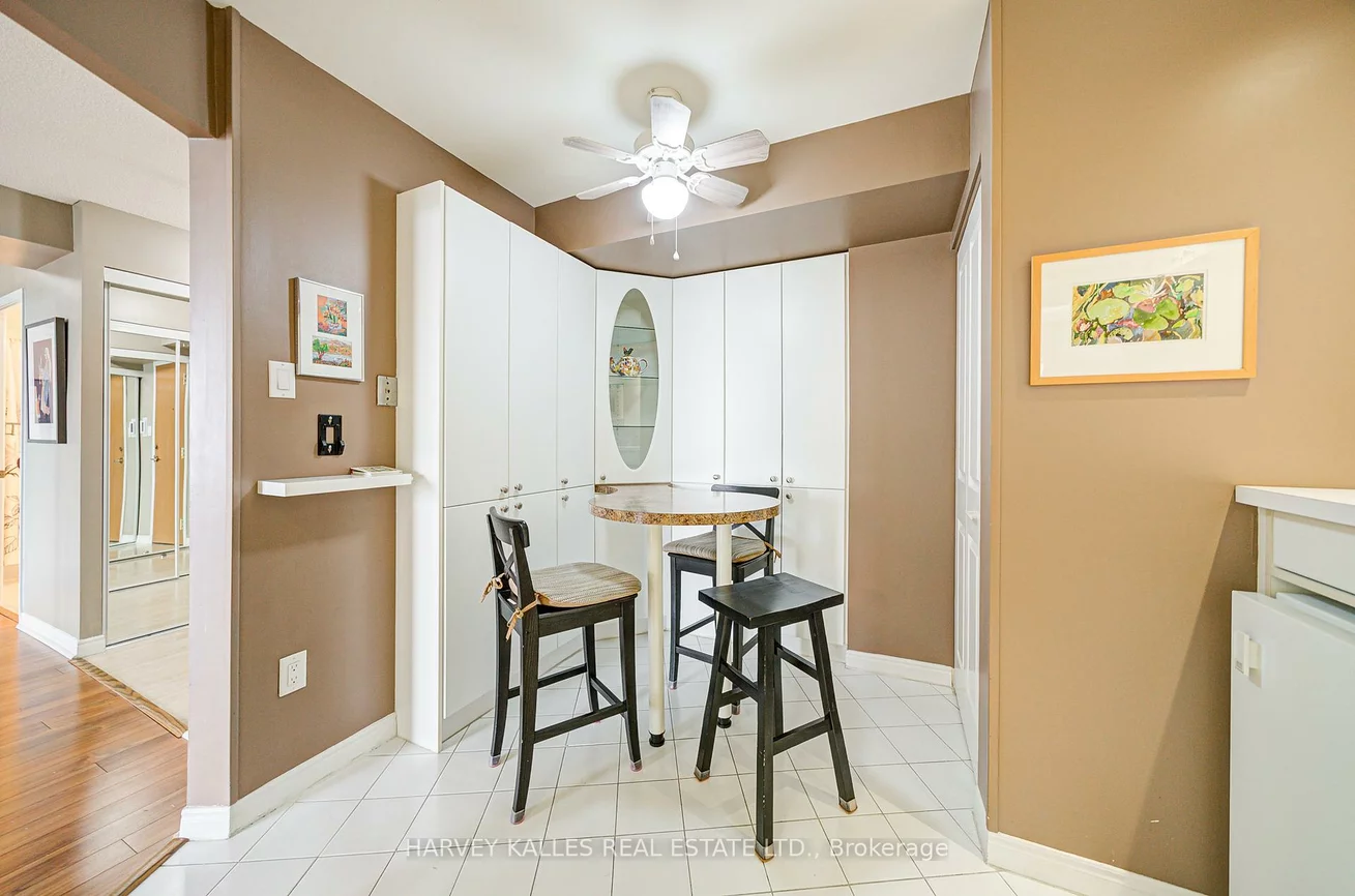 7250, Yonge, Crestwood-Springfarm-Yorkhill, Vaughan