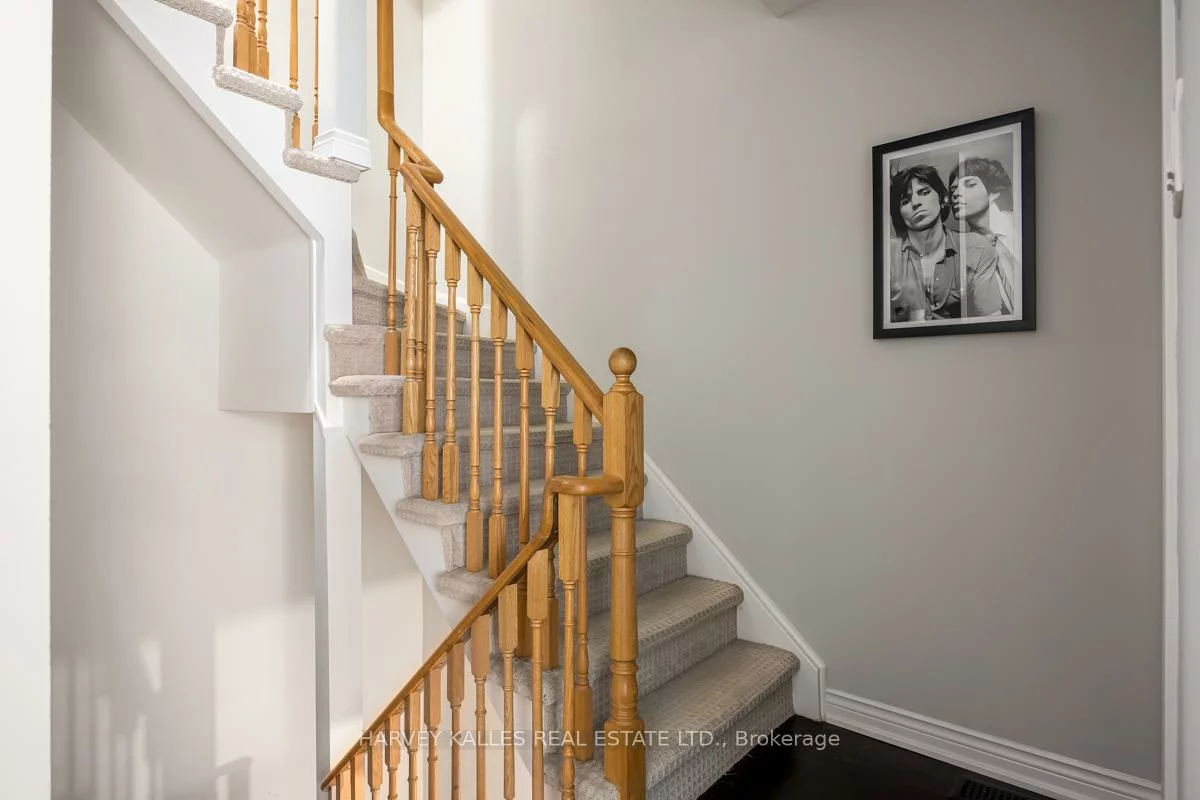 18, Clark, Crestwood-Springfarm-Yorkhill, Vaughan
