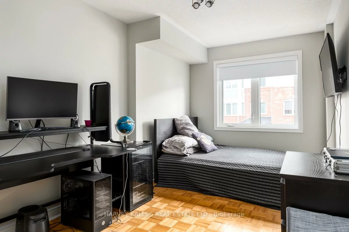 18, Clark, Crestwood-Springfarm-Yorkhill, Vaughan