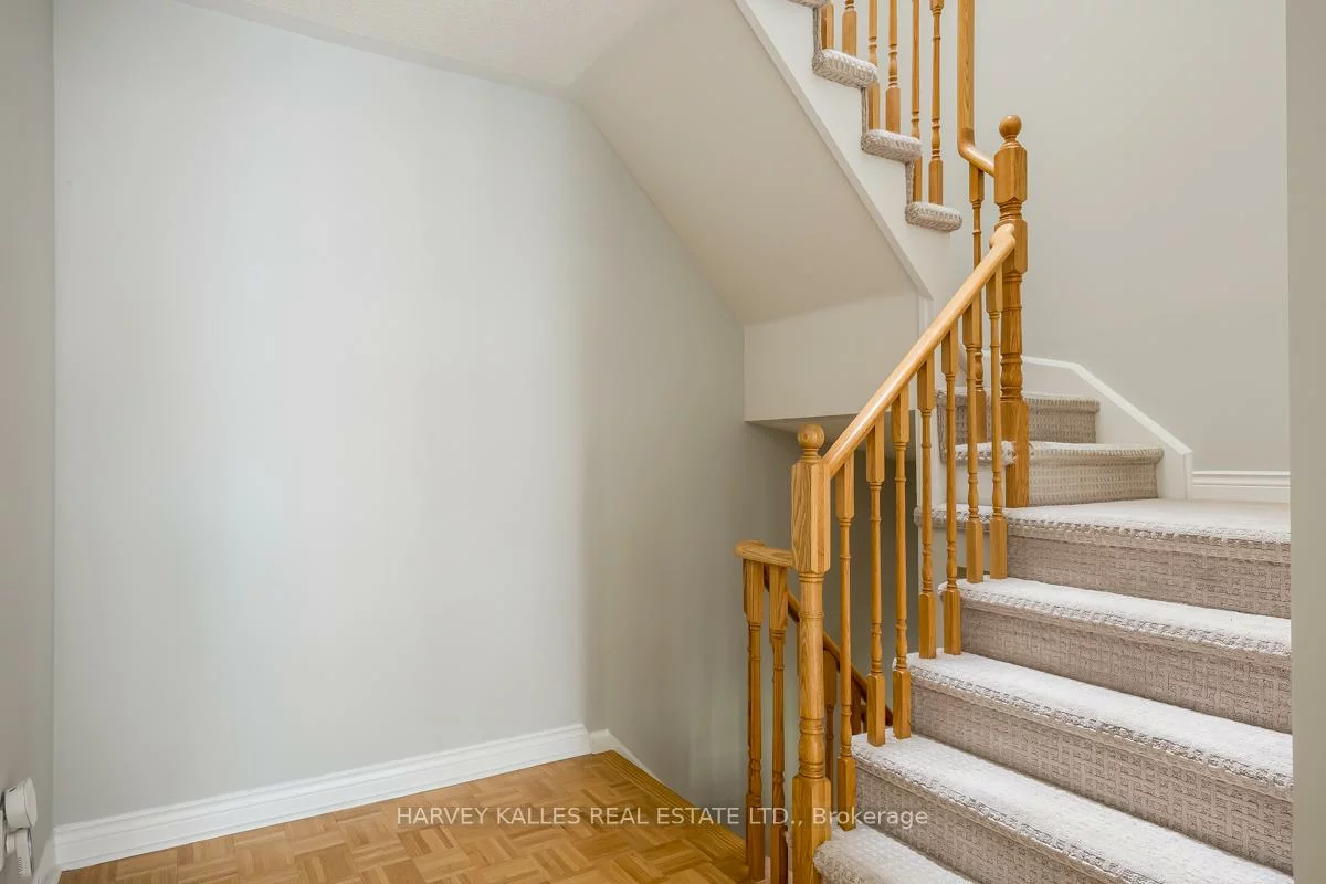 18, Clark, Crestwood-Springfarm-Yorkhill, Vaughan