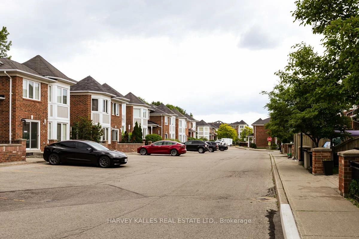 18, Clark, Crestwood-Springfarm-Yorkhill, Vaughan