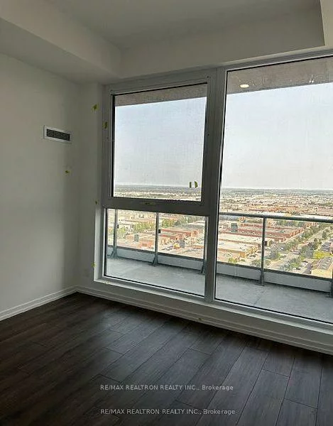 1000, Portage, Vaughan Corporate Centre, Vaughan
