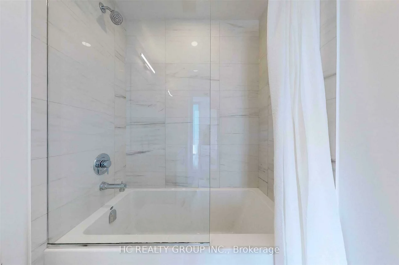 10, Honeycrisp, Vaughan Corporate Centre, Vaughan