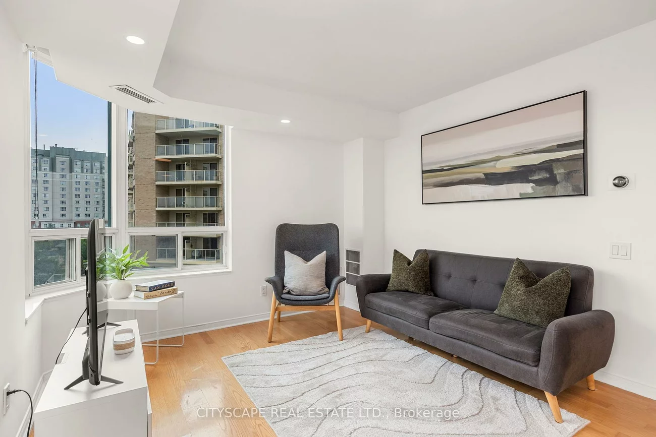 5, Emerald, Crestwood-Springfarm-Yorkhill, Vaughan