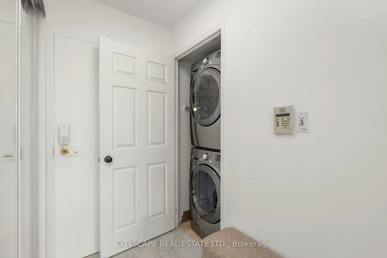 5, Emerald, Crestwood-Springfarm-Yorkhill, Vaughan