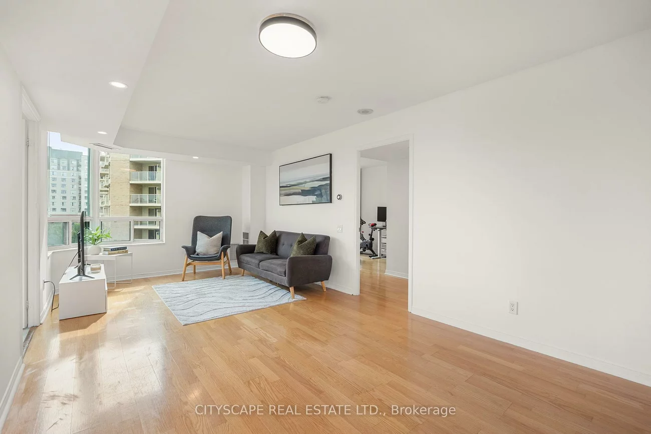 5, Emerald, Crestwood-Springfarm-Yorkhill, Vaughan