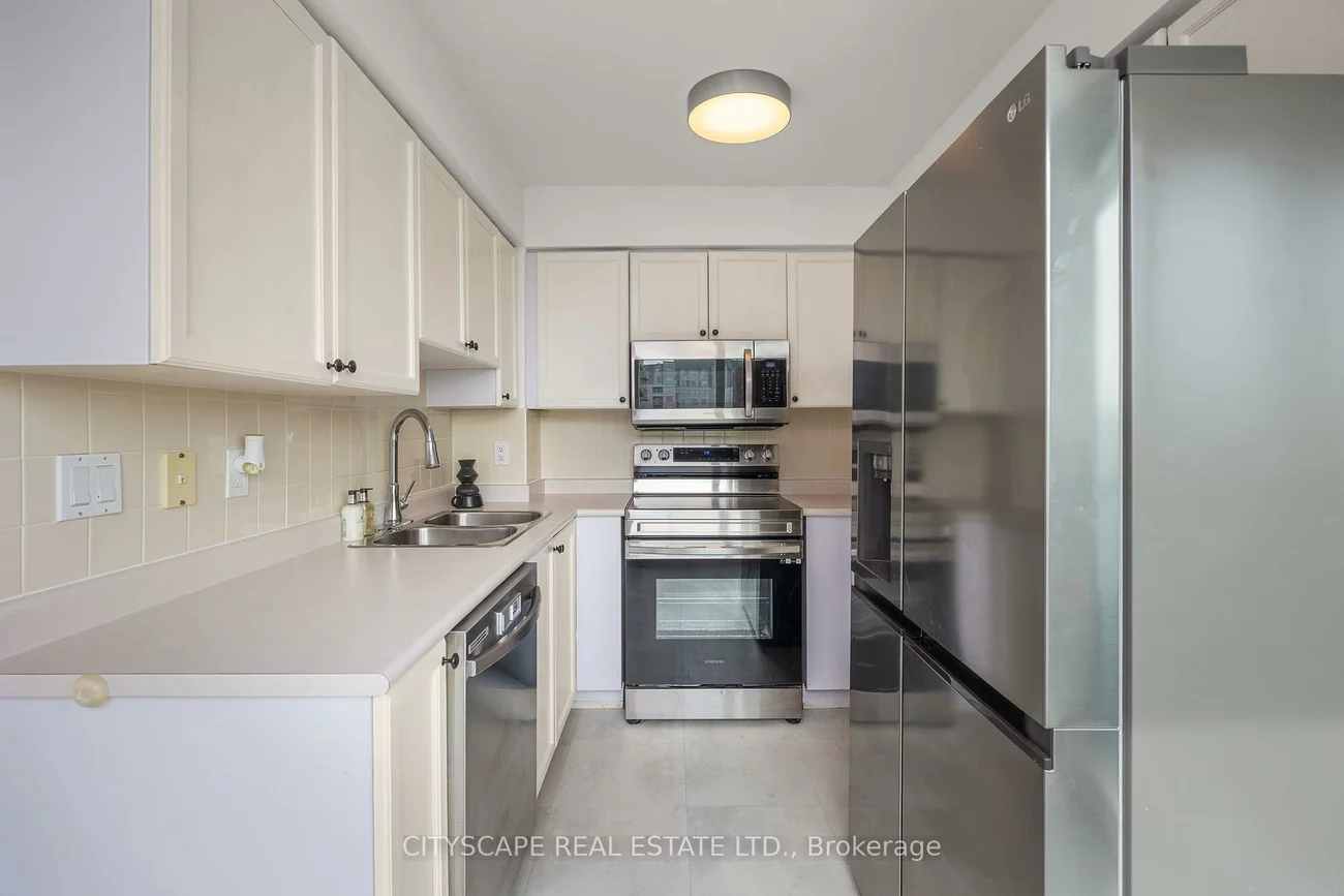 5, Emerald, Crestwood-Springfarm-Yorkhill, Vaughan