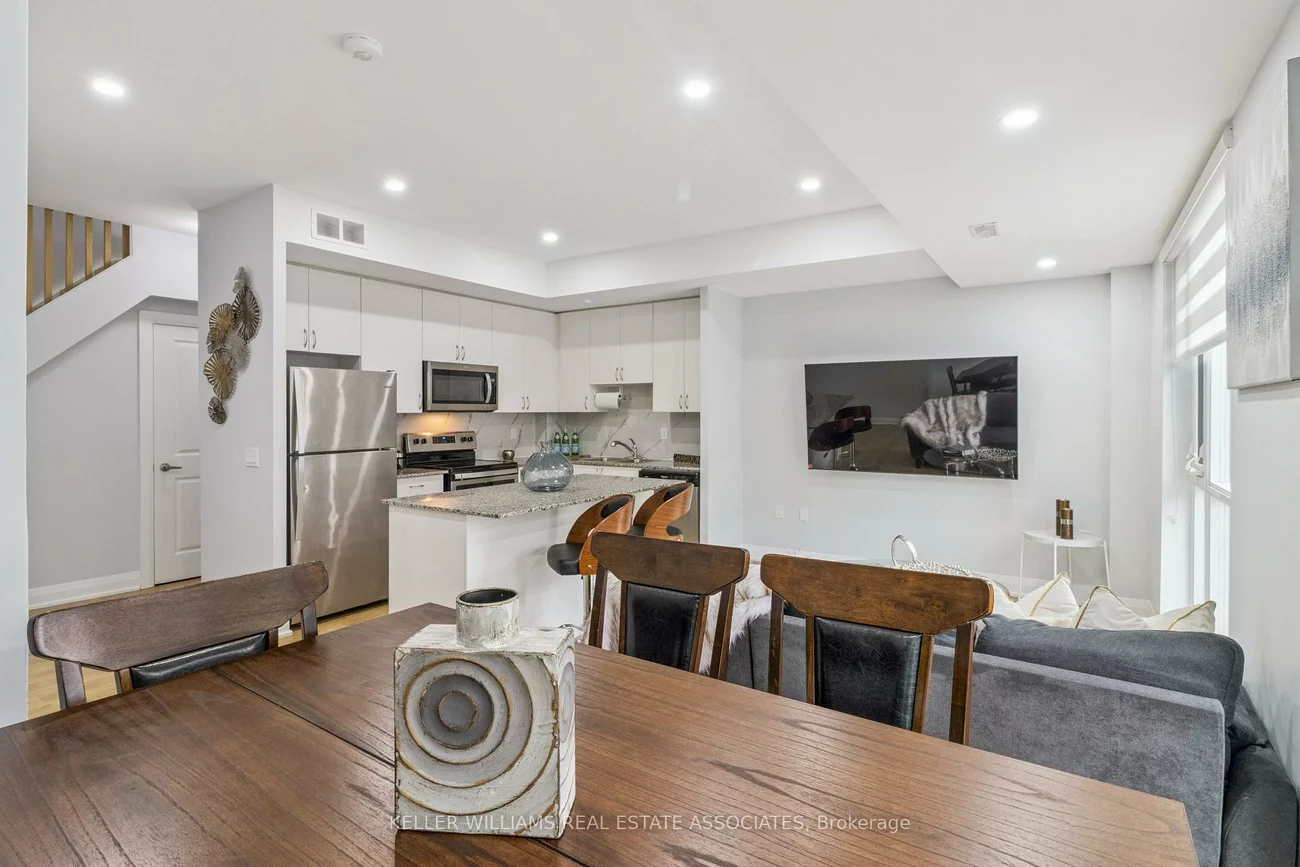 5289, Highway 7, Vaughan Grove, Vaughan