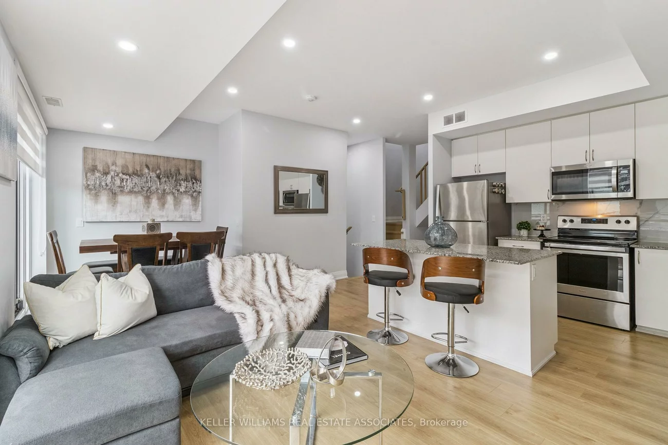 5289, Highway 7, Vaughan Grove, Vaughan