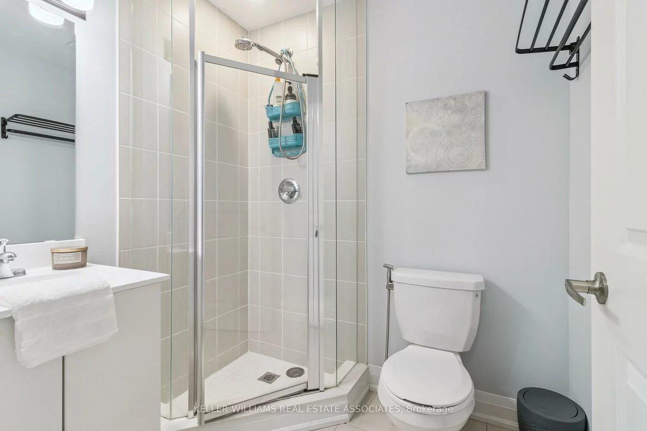 5289, Highway 7, Vaughan Grove, Vaughan