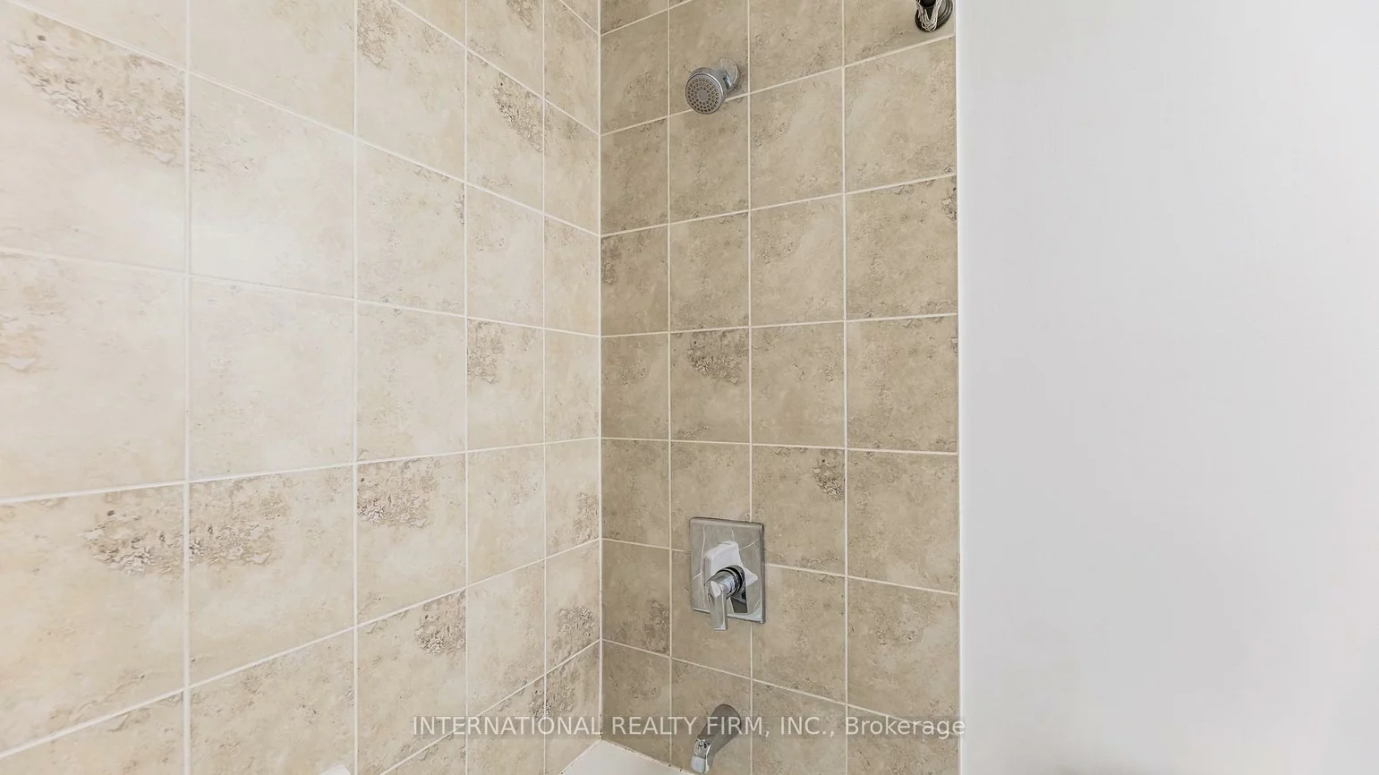 520, Steeles, Crestwood-Springfarm-Yorkhill, Vaughan